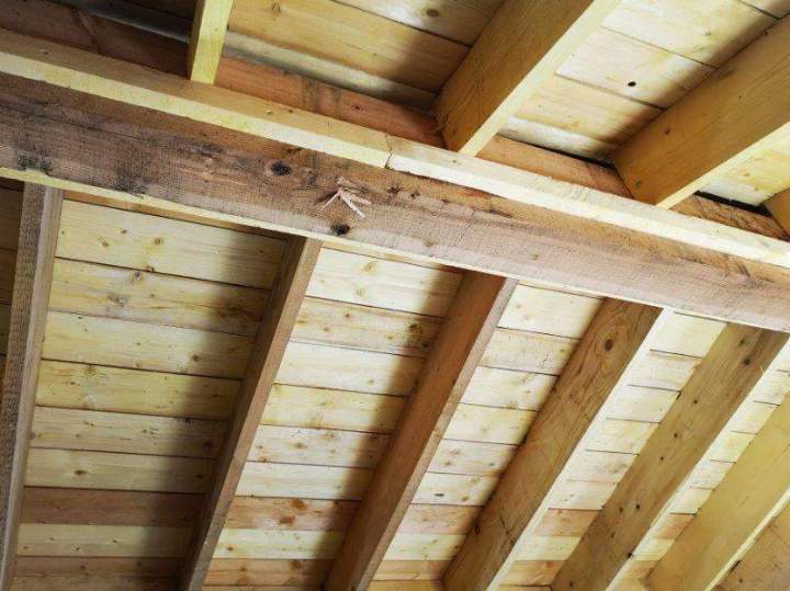 Plafond en bois solide Saint-Pierre