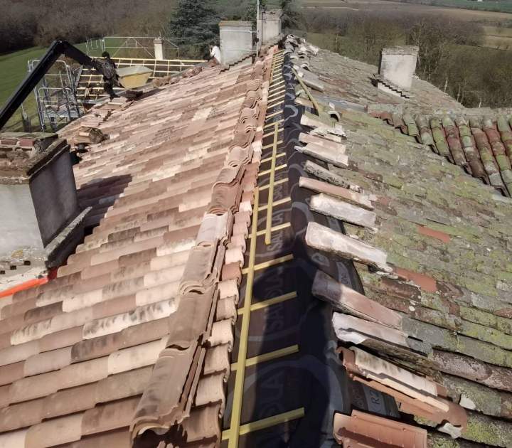 Travaux de rénovation de toiture Saint-Pierre